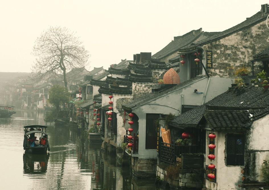 挺进地牢
